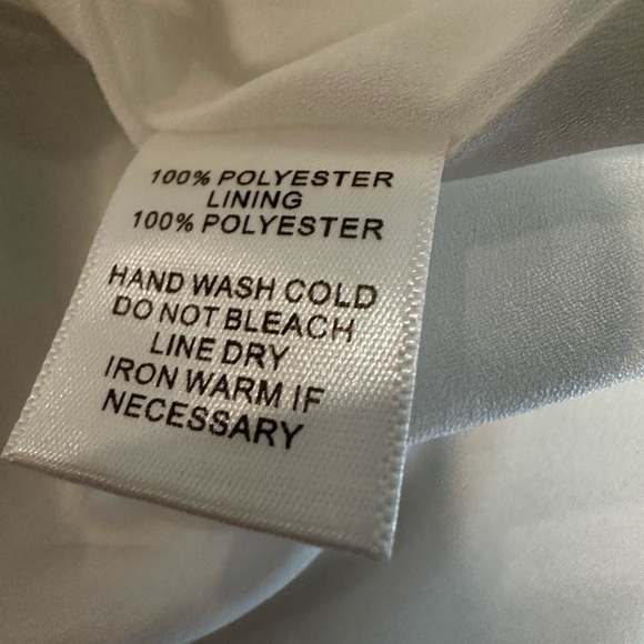 Olivia Grey Women’s Large Bright White Adjustable Spaghetti Strap Halter Blouse. - Picture 10 of 11